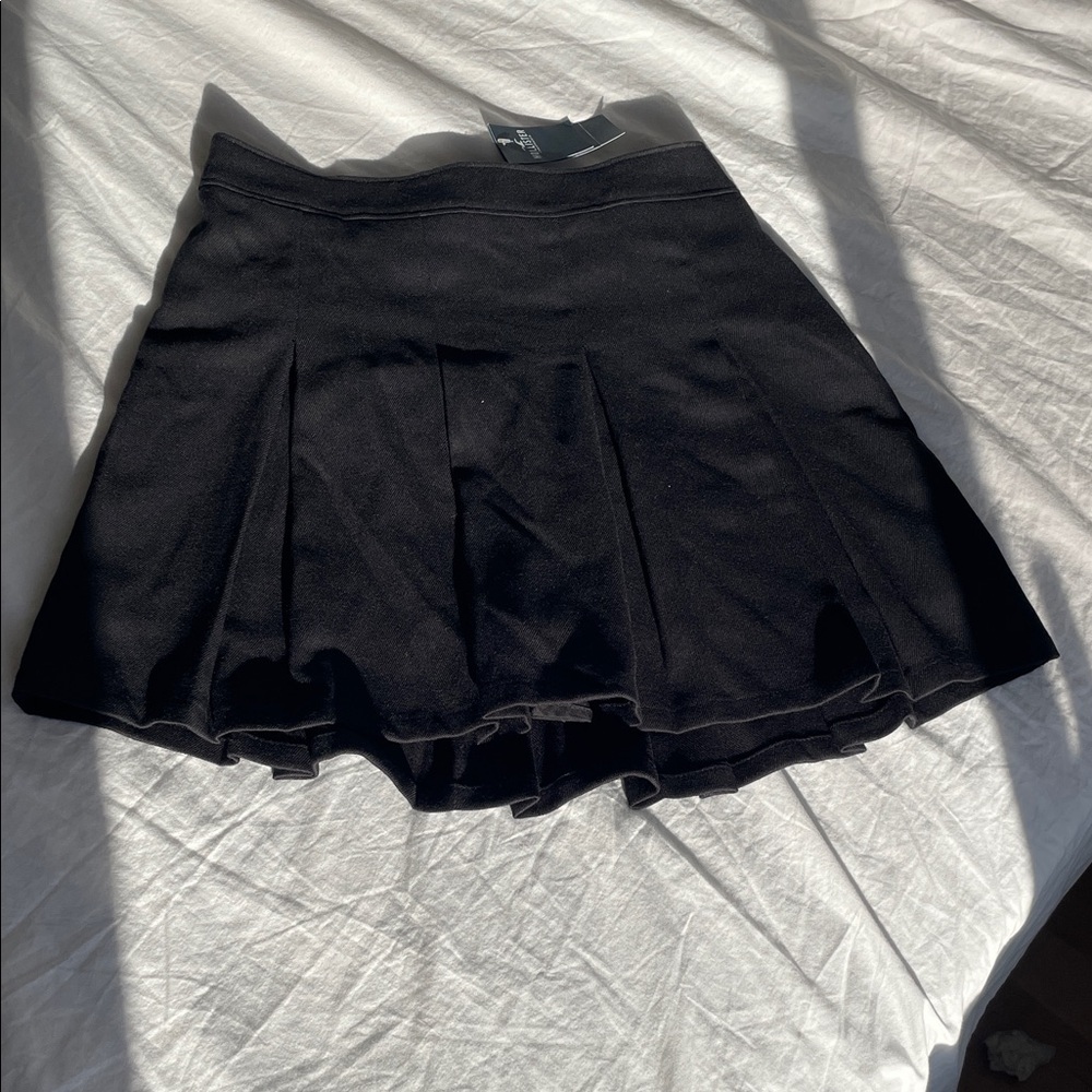 Hollister Black Pleated Skater Mini Skirt
